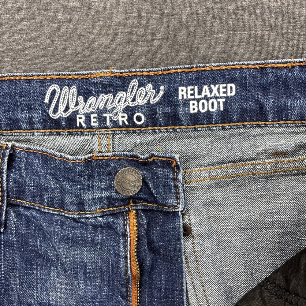 Wrangler Retro Relaxed Boot Jeans Mens 34x33 Cowboy Western Faded Whiskered Blue - Picture 8 of 9